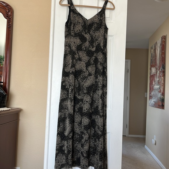Dana Buchman Black and Cream Silk Floral Maxi Dress Set sz 8 - Picture 4 of 6